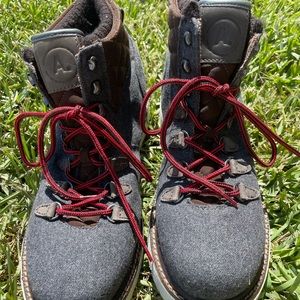 Mens boots